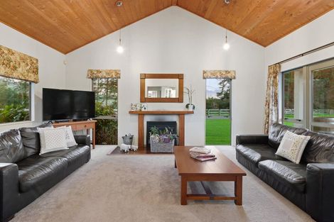 Photo of property in 19 Valley Road, Waitoki, Kaukapakapa, 0871