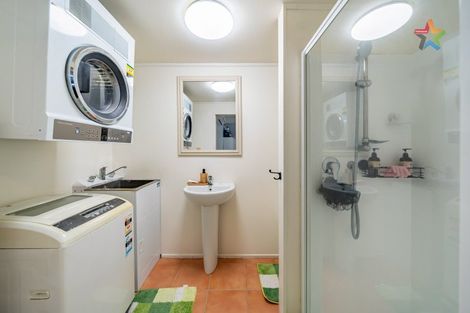 Photo of property in 16 Haast Close, Kelson, Lower Hutt, 5010