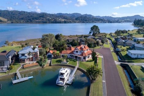 Photo of property in 601 Waterways Parade, Pauanui, Hikuai, 3579