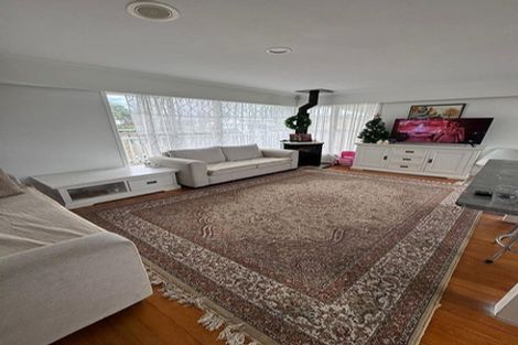 Photo of property in 152 Ennis Avenue, Pakuranga Heights, Auckland, 2010