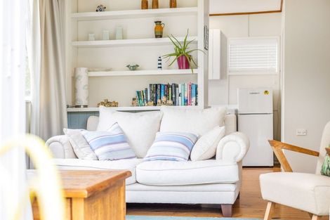 Photo of property in 50 Matai Road, Raumati South, Paraparaumu, 5032