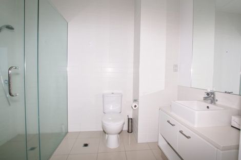 Photo of property in Sentinel Apartments, 905/3 Northcroft Street, Takapuna, Auckland, 0622