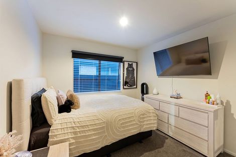 Photo of property in 37 Realm Drive, Paraparaumu, 5032