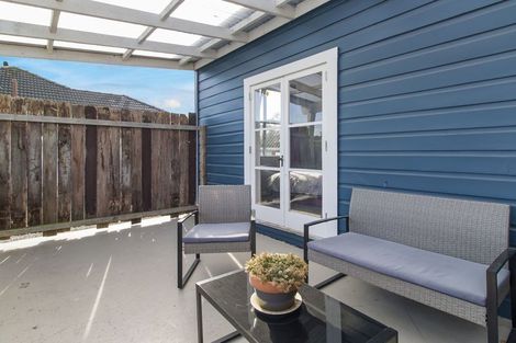 Photo of property in 6 Edward Street, Waimate, 7924