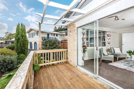 Photo of property in 1/11 Lowry Crescent, Stokes Valley, Lower Hutt, 5019