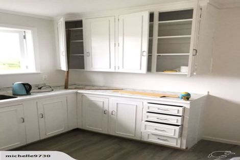 Photo of property in 44 Selwyn Crescent, Forrest Hill, Auckland, 0620