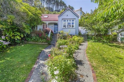 Photo of property in 32 Lawrence Street, Newtown, Wellington, 6021