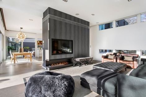 Photo of property in 53 Hawthorne Street, Strowan, Christchurch, 8052