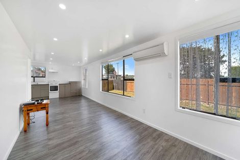 Photo of property in 103 Baker Street, Stirling, 9231