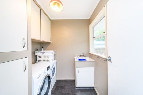 Photo of property in 12 Sinclair Avenue, Highbury, Palmerston North, 4412