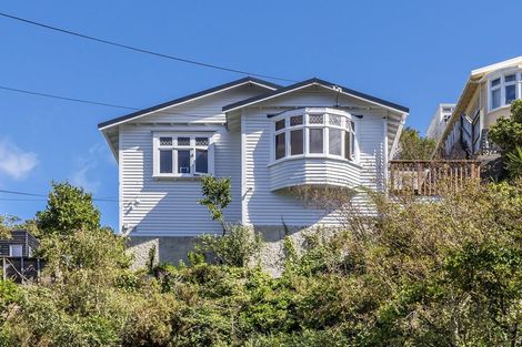 Photo of property in 6 Tiketike Way, Brooklyn, Wellington, 6021
