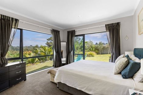 Photo of property in 1154a East Coast Road, Redvale, Auckland, 0794