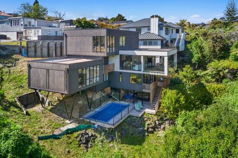 Photo of property in 61 Evelyn Road, Cockle Bay, Auckland, 2014