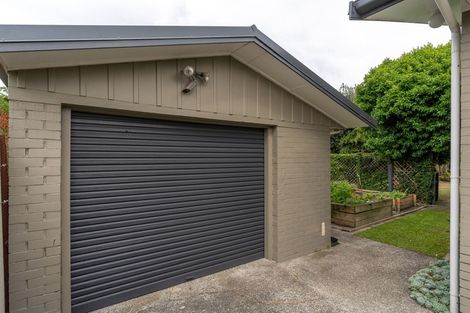 Photo of property in 4 Pulham Crescent, Queenwood, Hamilton, 3210