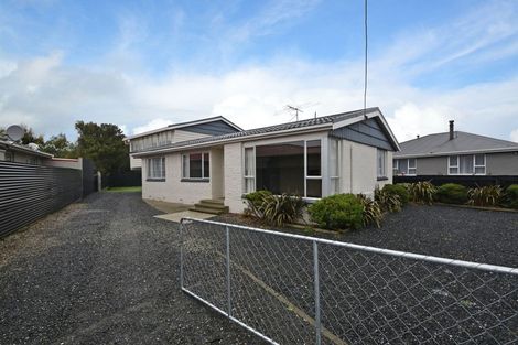 Photo of property in 10 Robert Street, Otatara, Invercargill, 9879