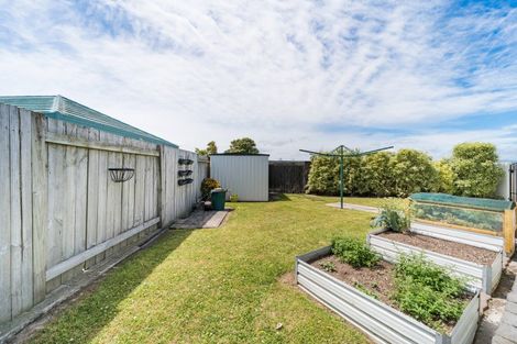 Photo of property in 14 Jordan Way, Kelvin Grove, Palmerston North, 4414