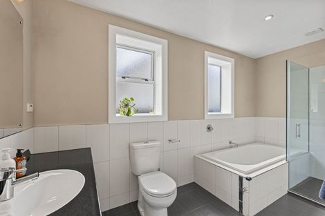 Photo of property in 39 Plynlimon Road, Fendalton, Christchurch, 8052