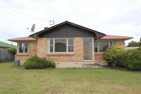 Photo of property in 4 Defoe Avenue, Hillcrest, Hamilton, 3216