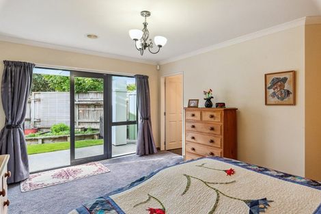 Photo of property in 1 Quadrant Heights, Paraparaumu, 5032
