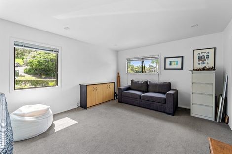 Photo of property in 2/86 Beach Road, Castor Bay, Auckland, 0620
