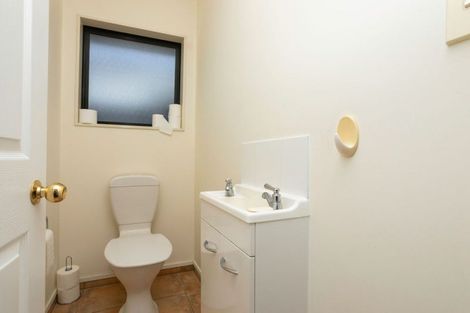 Photo of property in 45 Barraud Street, Dannevirke, 4930