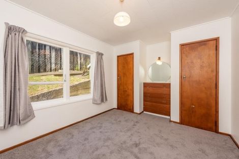 Photo of property in 3 Woodford Way, Crofton Downs, Wellington, 6035