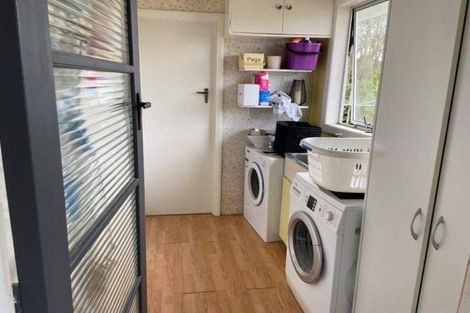 Photo of property in 27 Cowling Road, Hurdon, New Plymouth, 4310