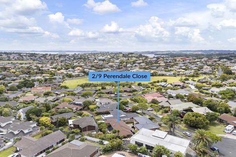 Photo of property in 2/9 Perendale Close, Somerville, Auckland, 2014