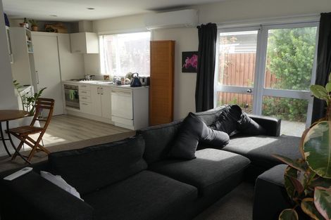 Photo of property in 16 Ida Street, New Brighton, Christchurch, 8061