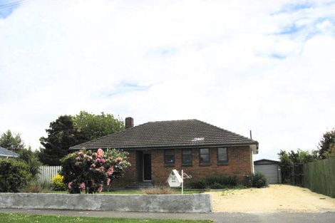 Photo of property in 11 Evatt Street, Bryndwr, Christchurch, 8053