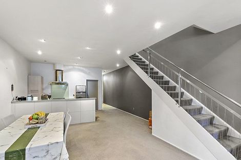 Photo of property in Hb Apartments, 4/3 Holland Street, Te Aro, Wellington, 6011