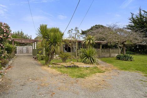 Photo of property in 3 Atkinson Avenue, Otaki Beach, Otaki, 5512