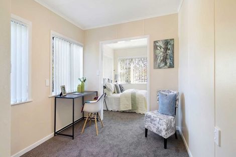 Photo of property in 64 Seabrook Avenue, New Lynn, Auckland, 0600