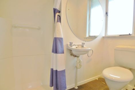 Photo of property in 2/177 Mokoia Road, Birkenhead, Auckland, 0626