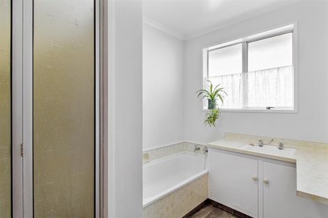 Photo of property in 1 Carlisle Street, Waimate, 7924