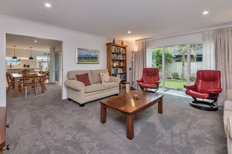 Photo of property in 40 Kowi Lakes Drive, One Tree Point, 0118