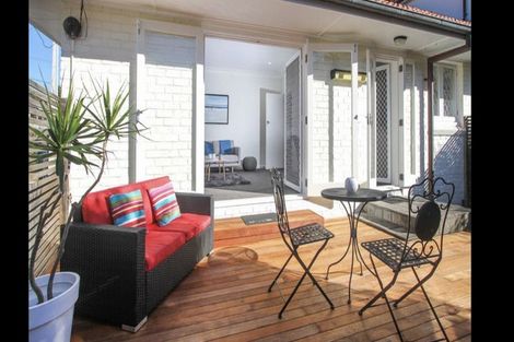 Photo of property in 4/2 Atkin Avenue, Mission Bay, Auckland, 1071