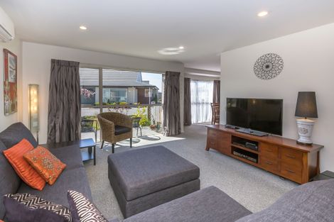 Photo of property in Rivertown Villas, 150 Williams Street, Kaiapoi, 7630