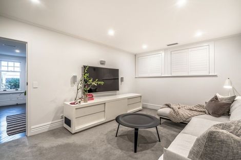 Photo of property in 8 Ring Terrace, Saint Marys Bay, Auckland, 1011