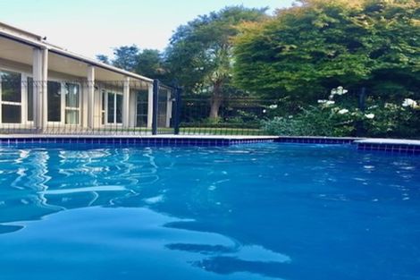 Photo of property in 2/30 Woodford Terrace, Ilam, Christchurch, 8053