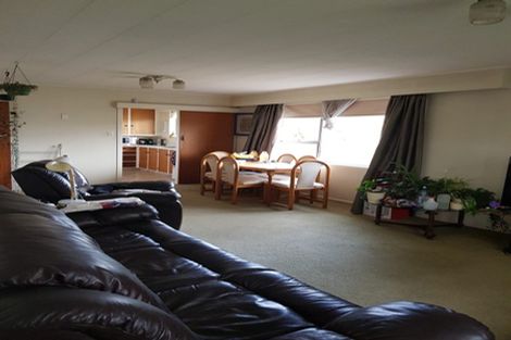 Photo of property in 2/306 Southland Road, Hastings, 4122