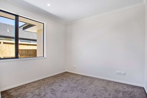 Photo of property in 31 Gum Spear Road, Takanini, 2112