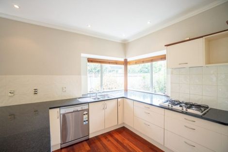 Photo of property in 4 Pastoral Lane, Hokowhitu, Palmerston North, 4410