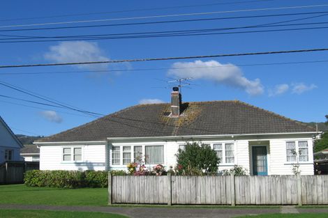 Photo of property in 30 Athlone Crescent, Boulcott, Lower Hutt, 5011