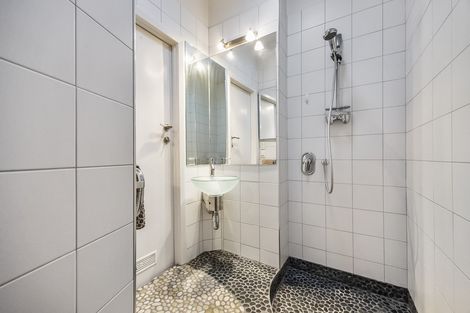 Photo of property in 85 Hargest Crescent, Saint Clair, Dunedin, 9012