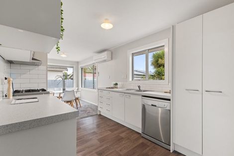 Photo of property in 71 Wingate Street, Redwood, Christchurch, 8051