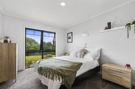 Photo of property in 28 Atkins Lane, Hamurana, Rotorua, 3097