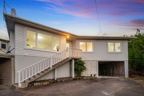 Photo of property in 2/54 Peach Road, Glenfield, Auckland, 0629