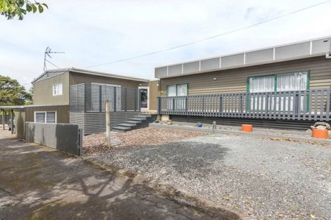 Photo of property in 1/65 Cliff View Drive, Green Bay, Auckland, 0604