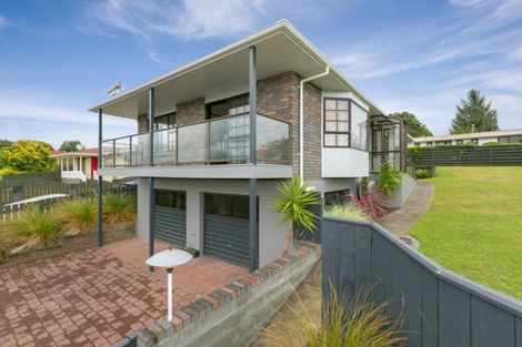 Photo of property in 6 Virginia Place, Whalers Gate, New Plymouth, 4310